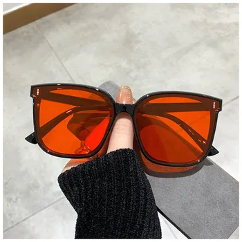 UV400 Büyük Boy Siyah Güneş Gözlüğü Kadın Retro Kare Moda Sokak Atış anti-ultraviyole güneş gözlüğü Vintage Gafas De Sol 2022