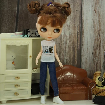 El yapımı oyuncak bebek giysileri Blythe Doll İçin Kolsuz Beyaz Mektup Tank Top kot pantolon Pantolon Blyth Doll 1/6 Bebek Aksesuarları