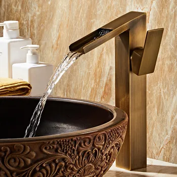 Banyo Havzası Musluk Pirinç lavabo bataryası Dokunun Sıcak ve Soğuk Lavabo Vinç Güverte Üstü Tek Kolu Şelale Musluk Siyah / Antika