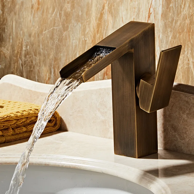 Banyo Havzası Musluk Pirinç lavabo bataryası Dokunun Sıcak ve Soğuk Lavabo Vinç Güverte Üstü Tek Kolu Şelale Musluk Siyah / Antika Görüntü 1