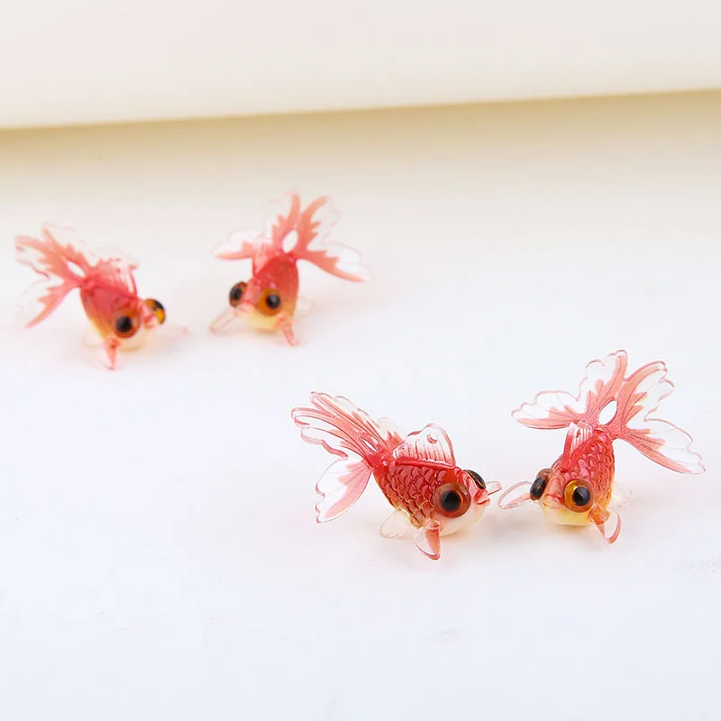 2 adet Uğurlu Kırmızı Edebi Koi Simülasyon Küçük Goldfish Kolye DIY El Yapımı Takı Küpe Tırnak Aksesuarları Malzeme Görüntü 1