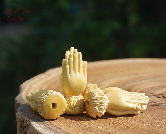 Doğal Şimşir Oyma Boddha Eller Namaste Sarı Kolye Küçük Takılar Mala Japa Boncuk Bilezik Takı Bulguları DIY Aksesuarları Görüntü 0